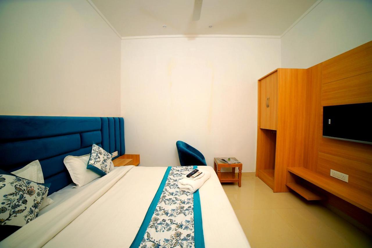 Hotel Diamond View Amritsar Exteriér fotografie
