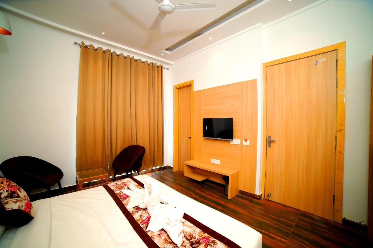 Hotel Diamond View Amritsar Exteriér fotografie