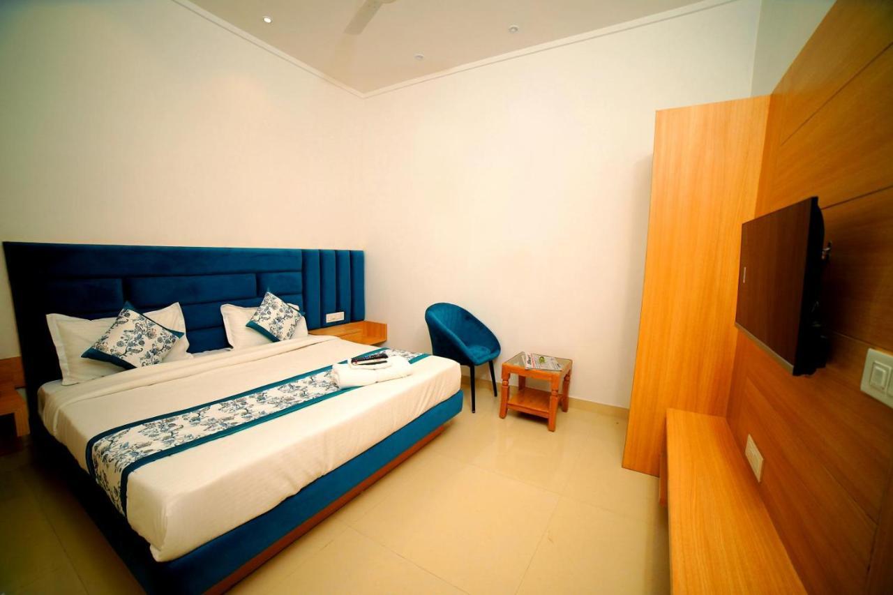 Hotel Diamond View Amritsar Exteriér fotografie