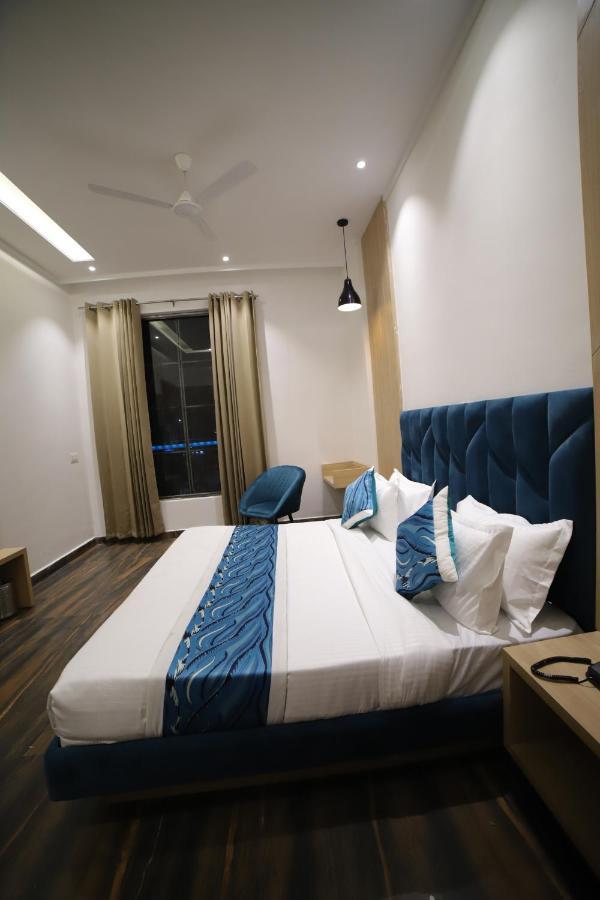 Hotel Diamond View Amritsar Exteriér fotografie